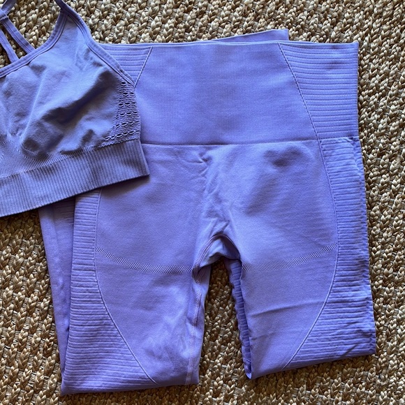 Lilac purple workout set,size large - Picture 2 of 4